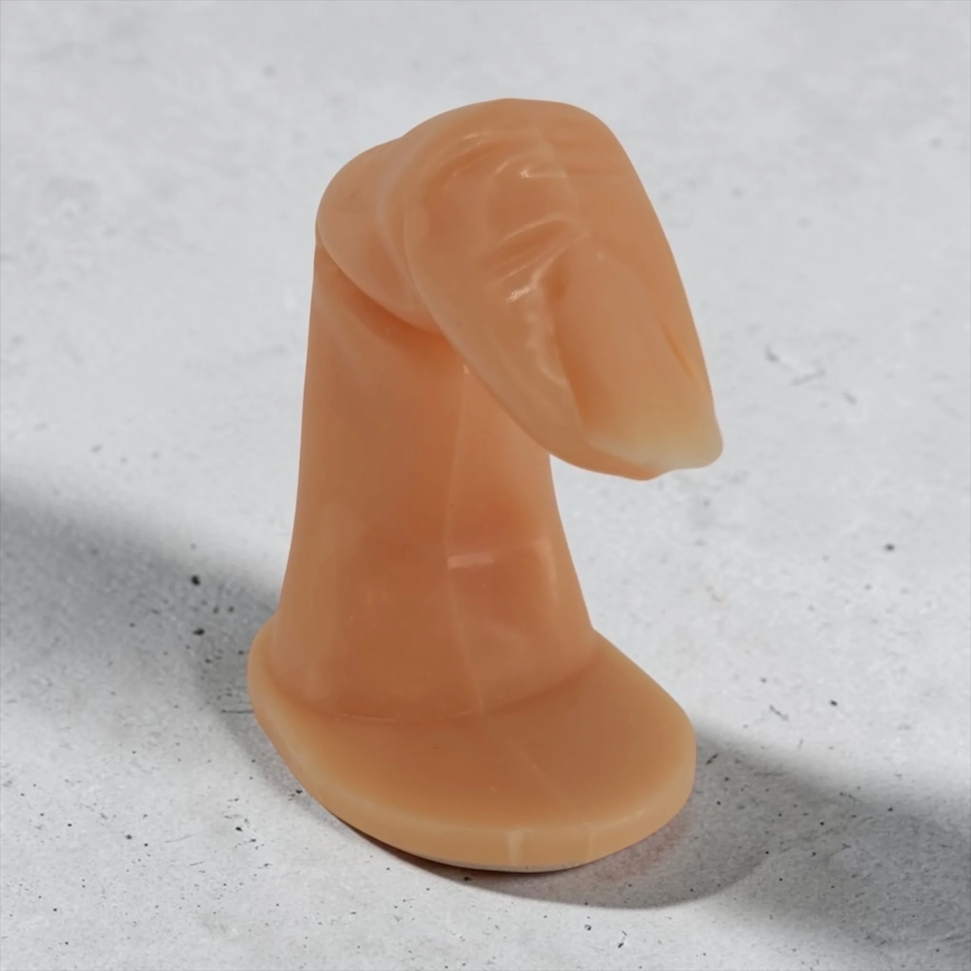 Übungsfinger mit Nagel